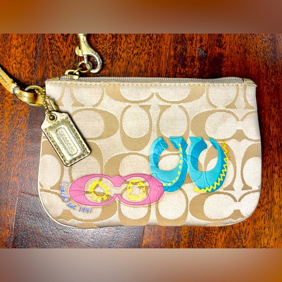 Coach Wristlet Signature Fabric with Pink and Teal Detail - Picture 1 of 7